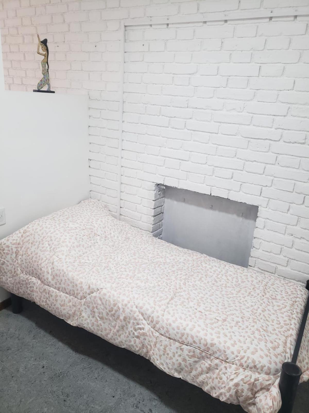 Departamento Ubicadisimo Calle Chile Con Estacionamiento Incluido Capital Mendoza 2 Apartment Bagian luar foto
